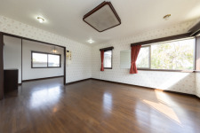 リビングダイニング約１６畳